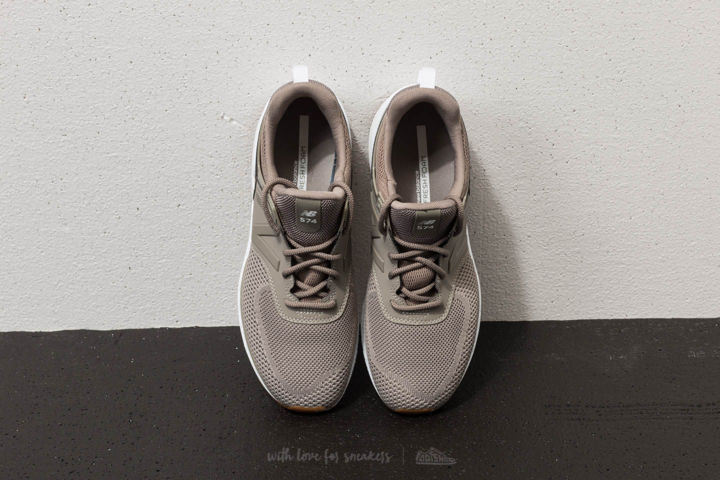 New balance 574 cheap sport silver with moonbeam