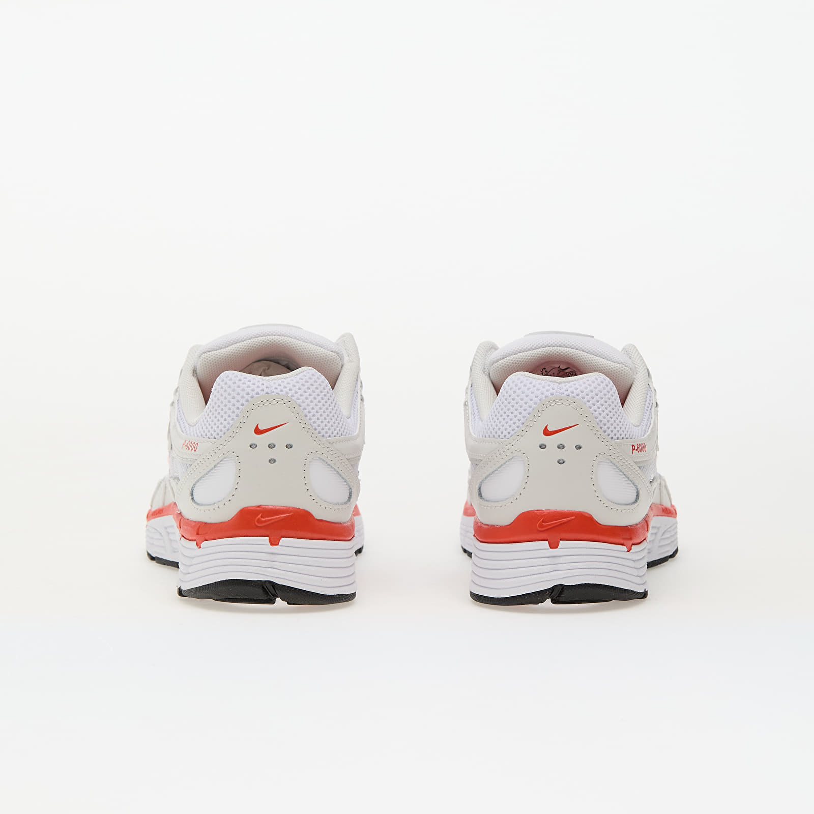 Women's shoes Nike W P-6000 White/ Picante Red-Platinum Tint-Black