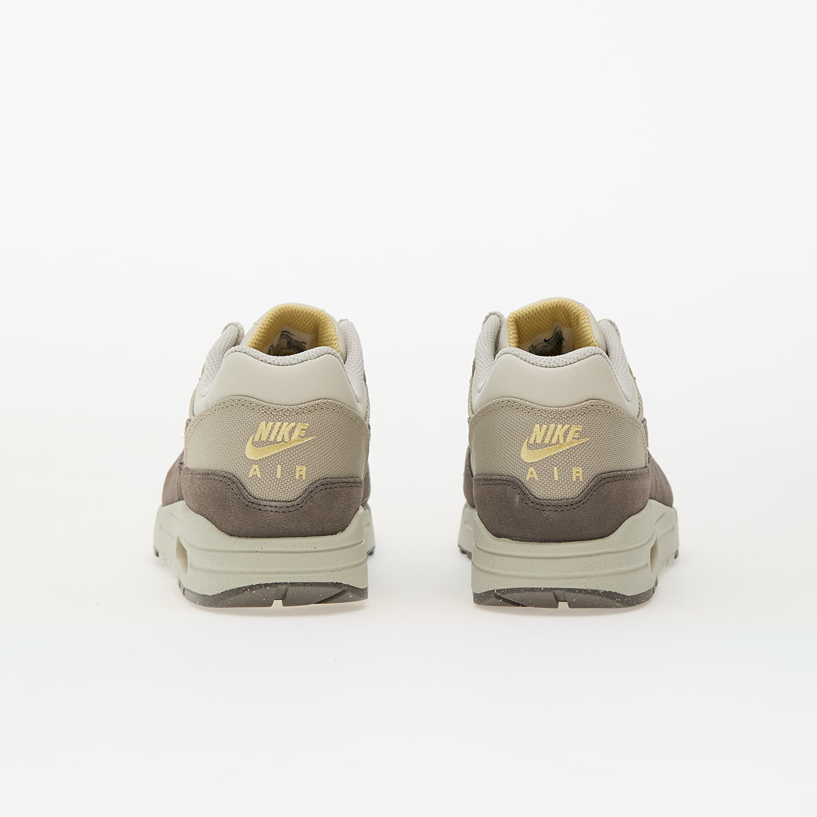 Skor för män Nike Air Max 1 Prem Light Bone/ Cave Stone-Chamois