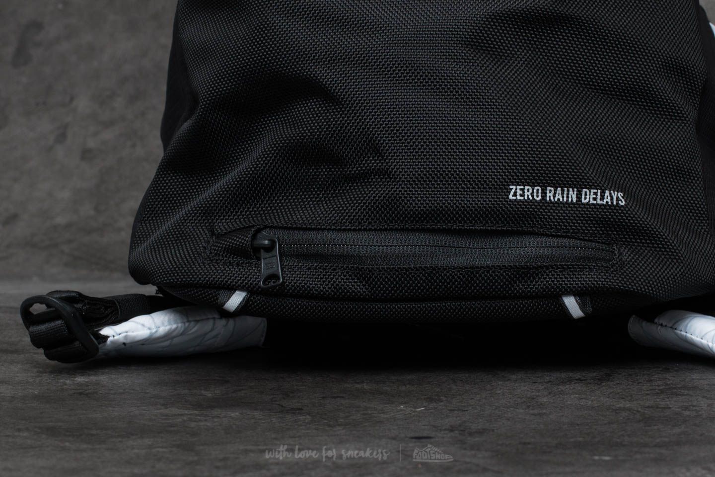 Mochilas Herschel Supply Co. Mammoth Medium Backpack White/ Black