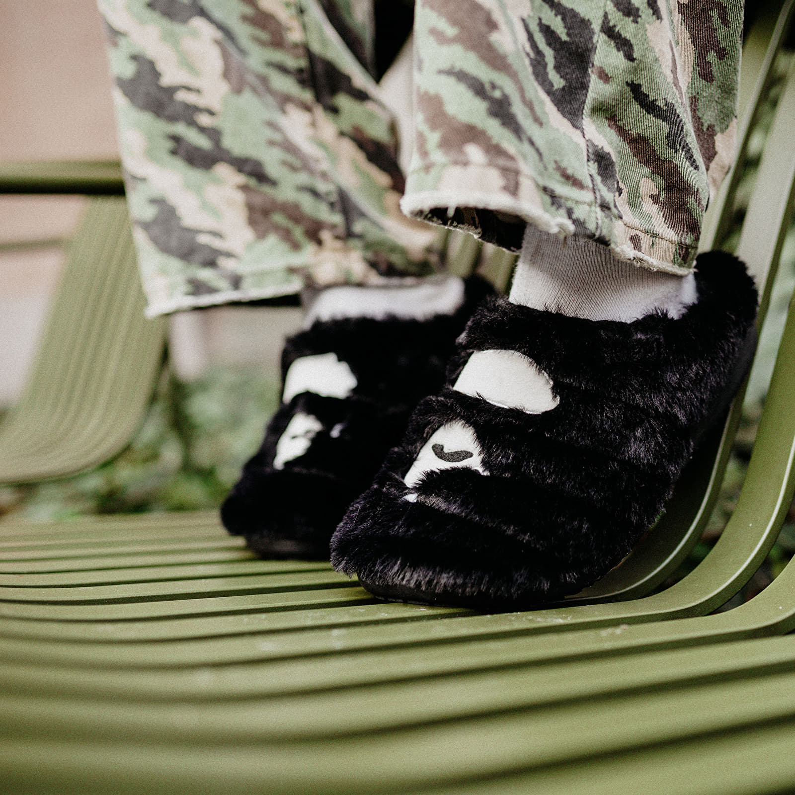 Sandały męskie A BATHING APE x Subu Ape Head Paffer Sandals Black