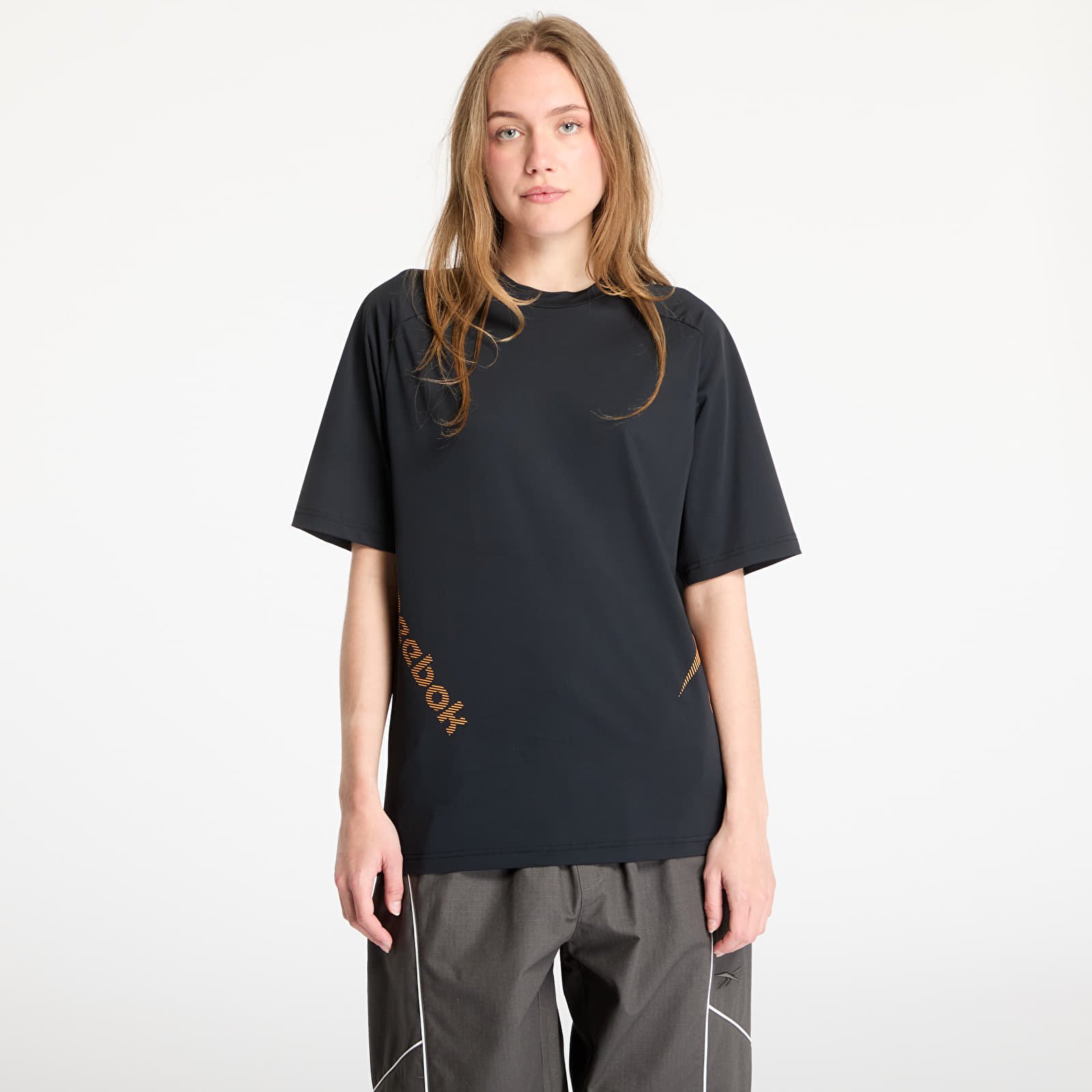 Tričká Reebok Run Tee UNISEX Washed Black/ Grey 3