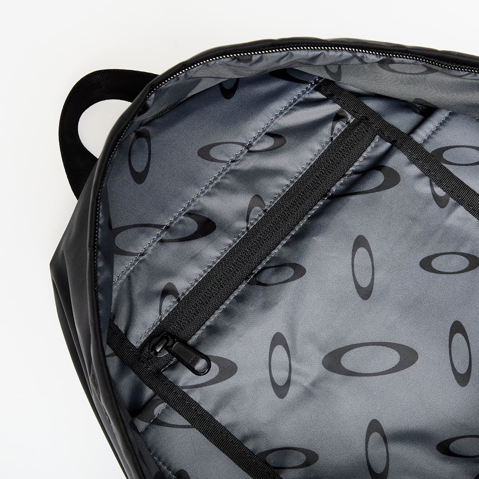 Reput Oakley Fgl Backpack M 9.0 Blackout