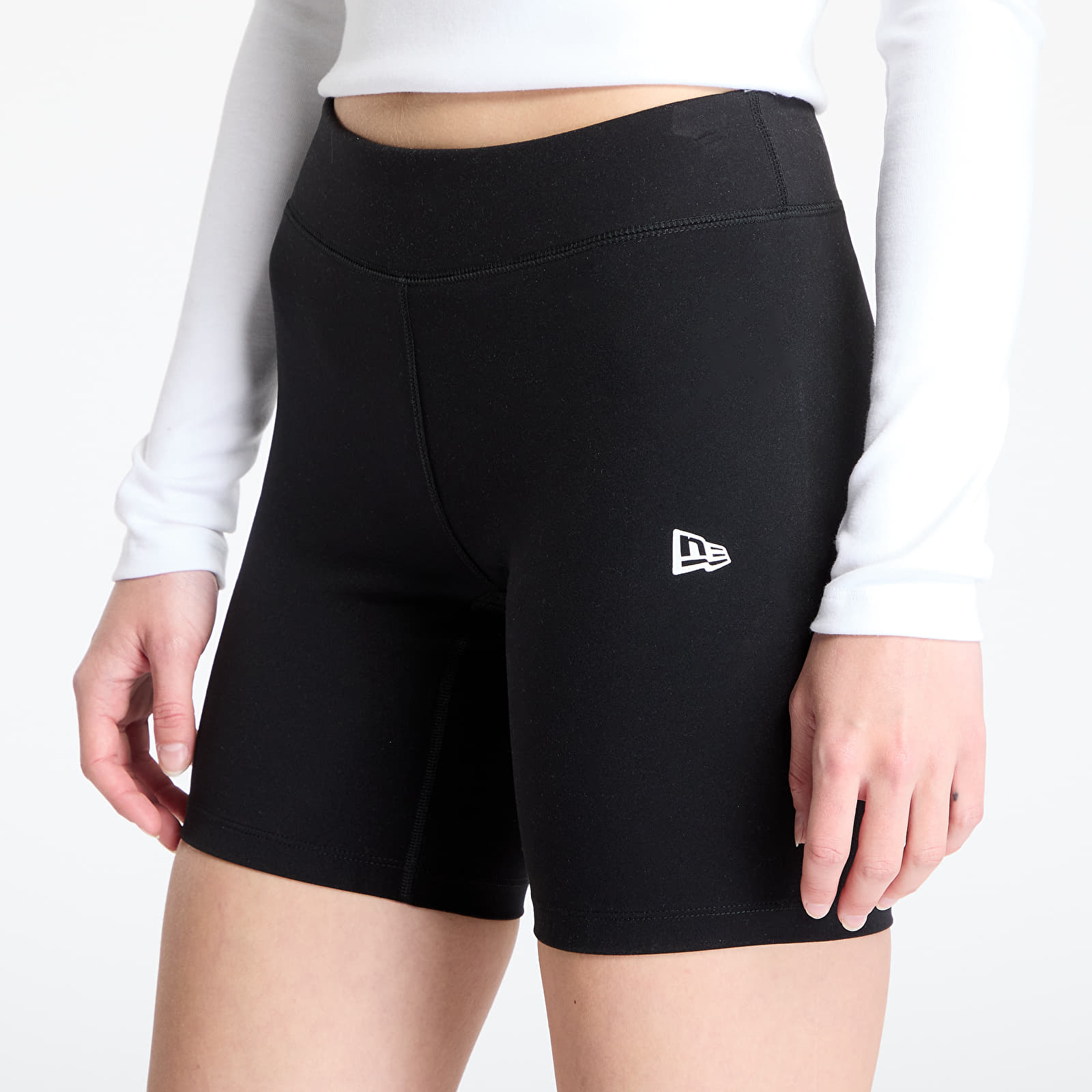 Naiste lühikesed püksid New Era MLB League Esesntial Cycling Shorts New York Yankees Black