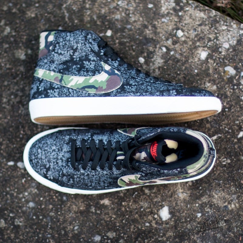 Blazer mid deals premium vintage black
