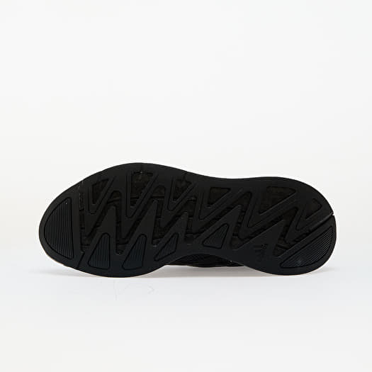 あゆ　黒38 adidas Adistar Jellyfish Pharrell Williams Triple Black KJ3841