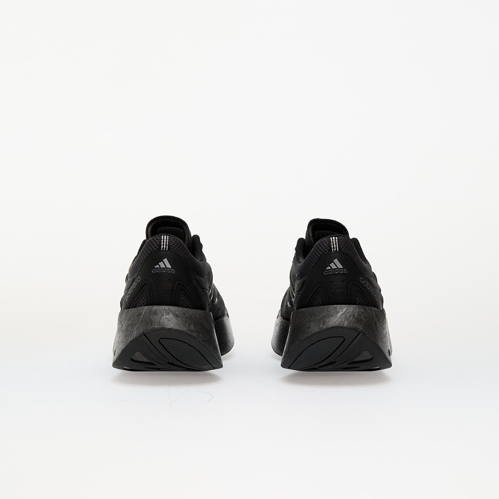 Férfi cipők adidas Adizero Aruku Core Black/ Carbon/ Iron Metalic