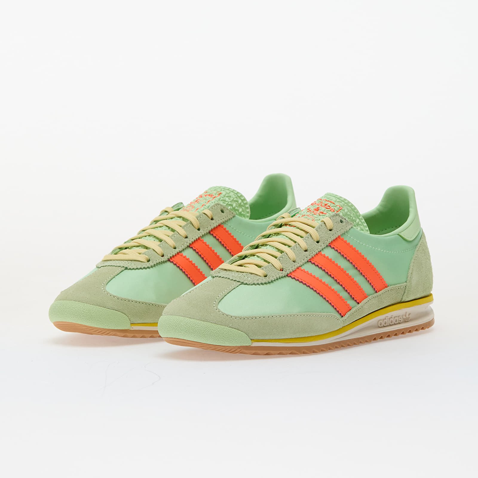 Naiste jalatsid adidas SL 72 Og W Segrsp/ Solar Orange/ Off White