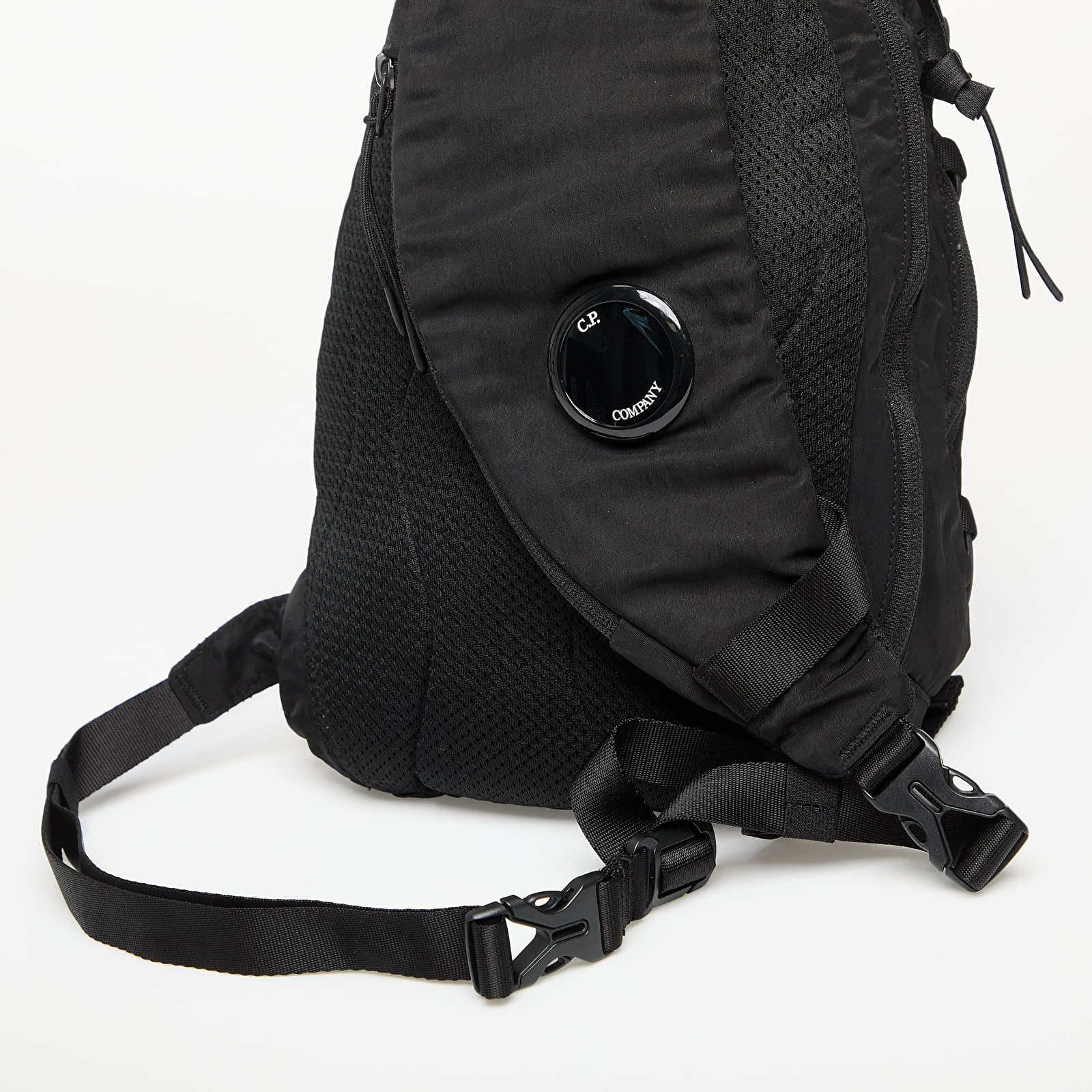 Nahrbtniki  C.P. Company Nylon B Crossbody Backpack Black