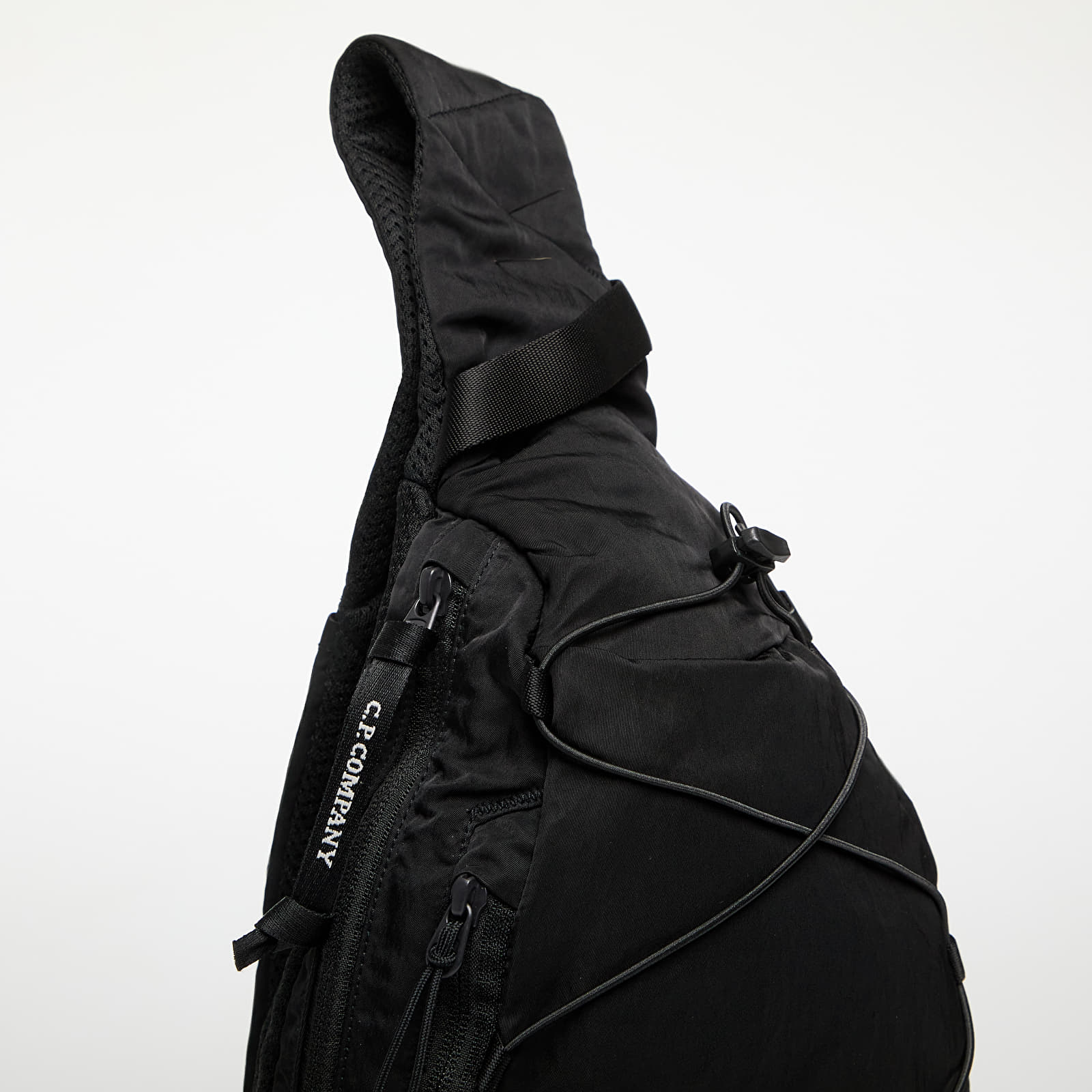 Nahrbtniki  C.P. Company Nylon B Crossbody Backpack Black