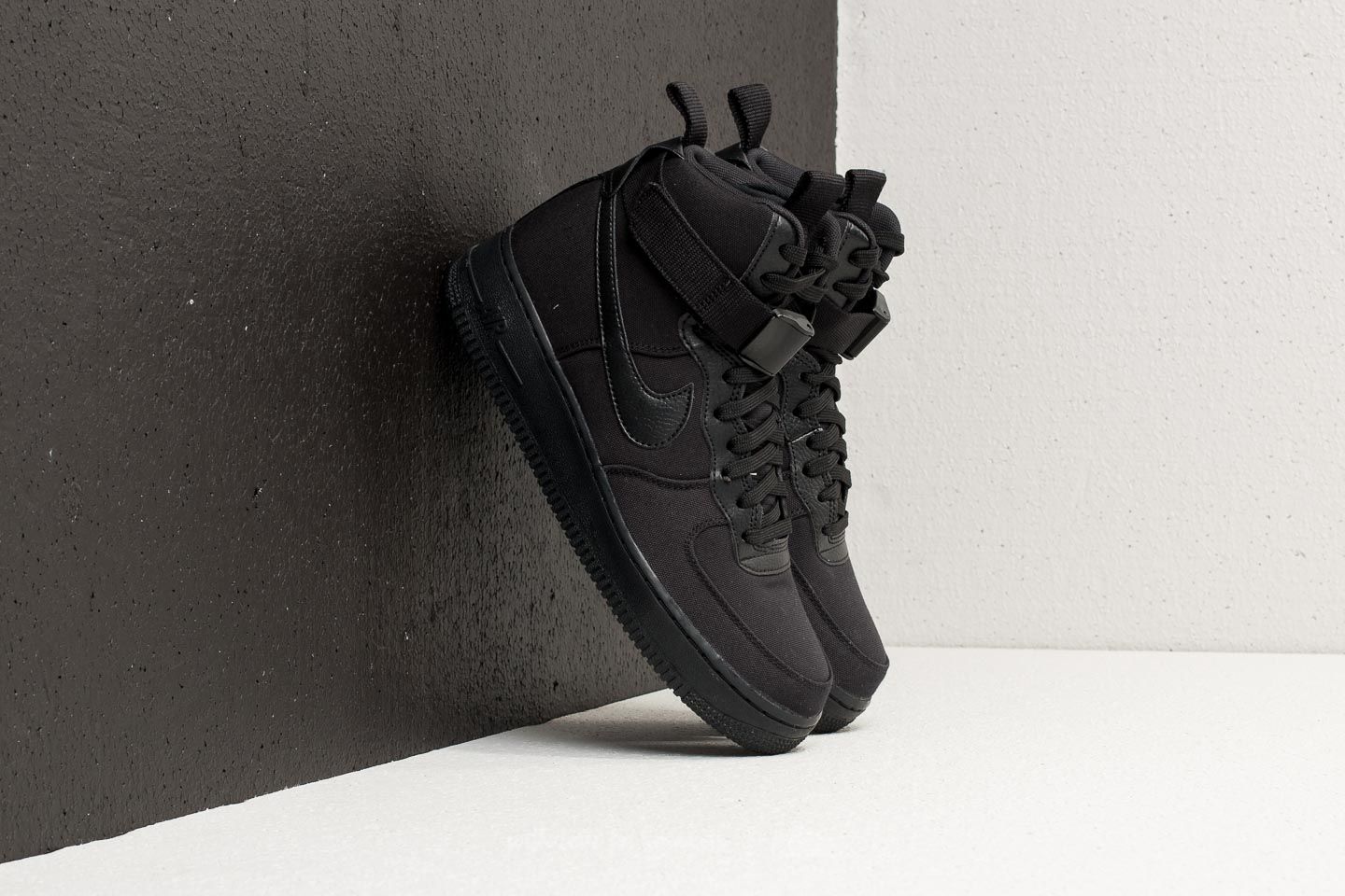 Men s shoes Nike Air Force 1 High 07 Canvas Black Black Anthracite Footshop
