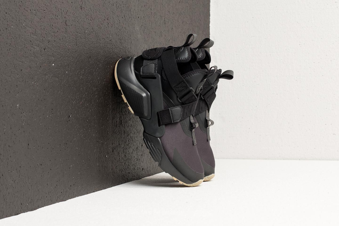 Nike air huarache city femme gris 2025
