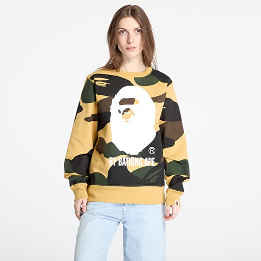A BATHING APE Giant 1St Camo By Bathing Ape Crewneck Sweatshirt UNISEX Yellow