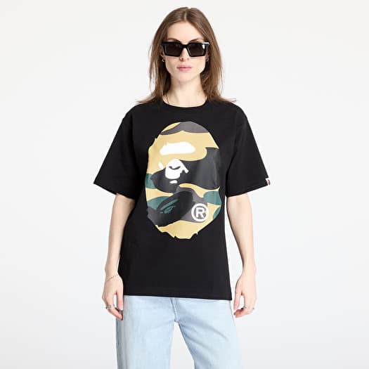 T-shirt A BATHING APE Giant 1St Camo Big Ape Head Tee UNISEX Black/ Yellow