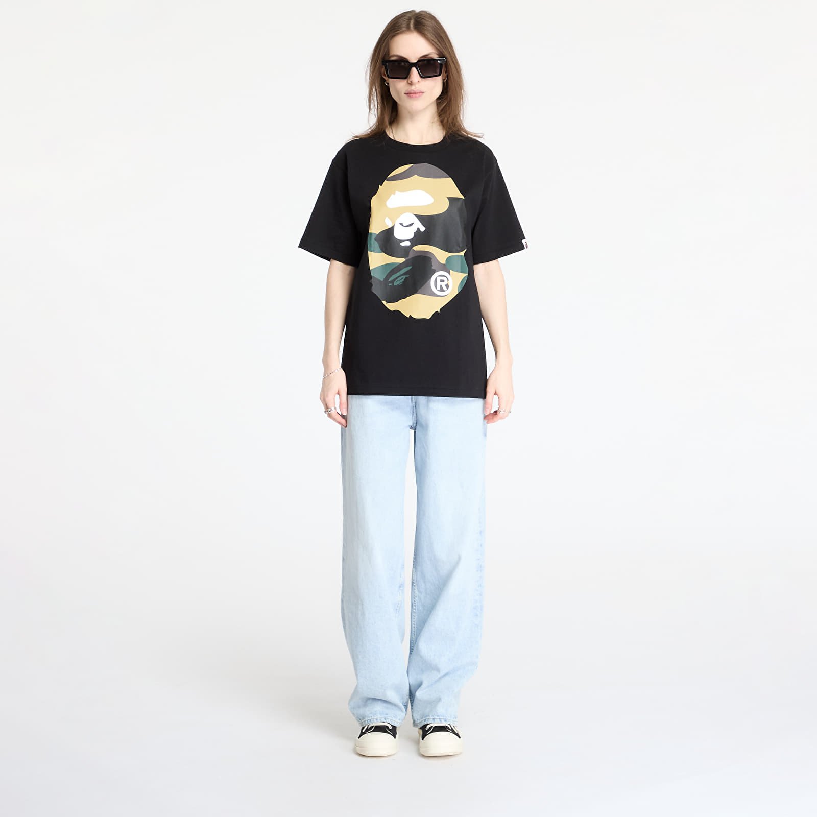 T-shirts A BATHING APE Giant 1St Camo Big Ape Head Tee UNISEX Black/ Yellow