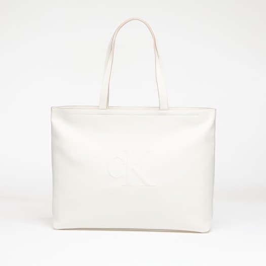 Taška Calvin Klein Jeans Sculpted Slim Tote Lily White