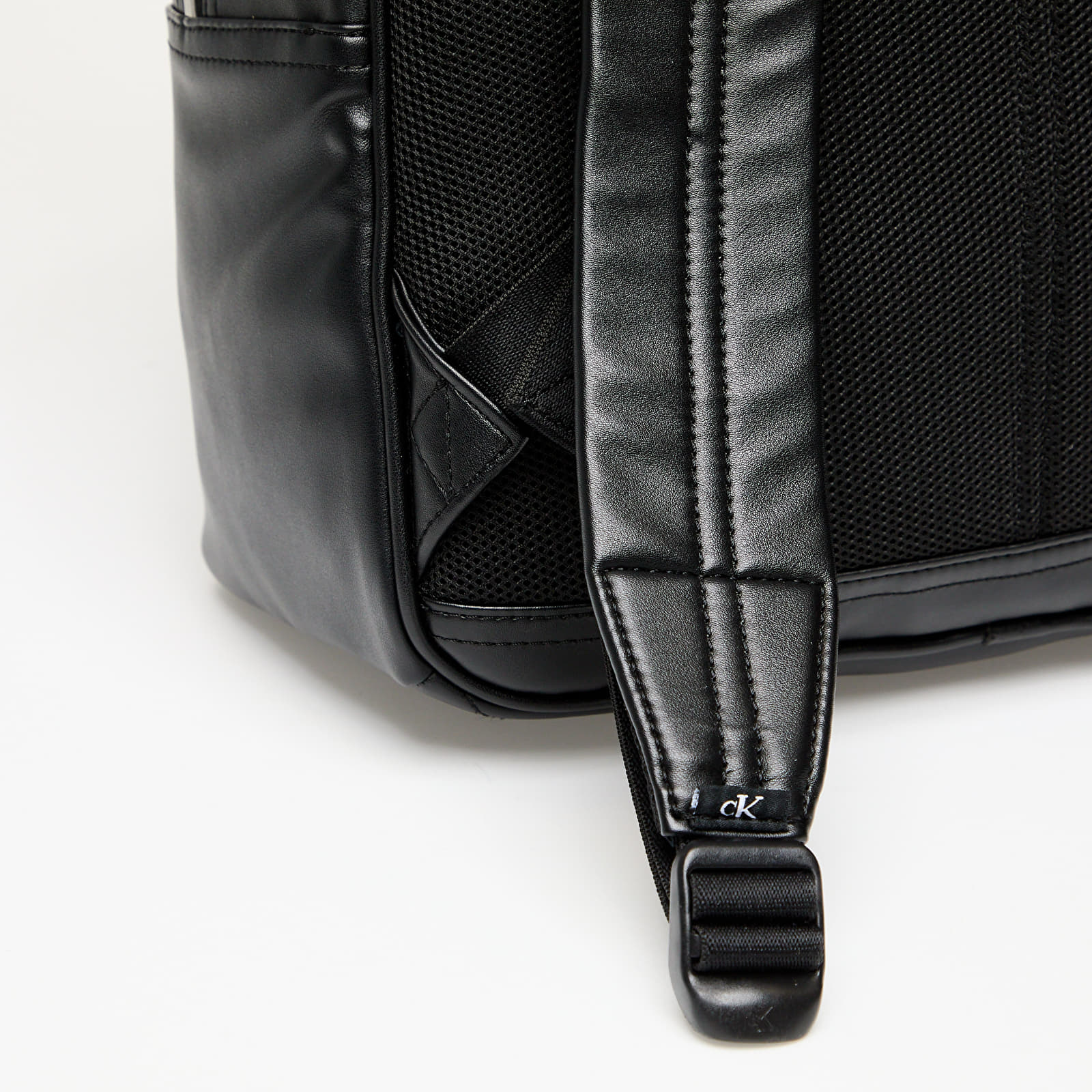 Batohy Calvin Klein Jeans Mono Logo Backpack 4 Black