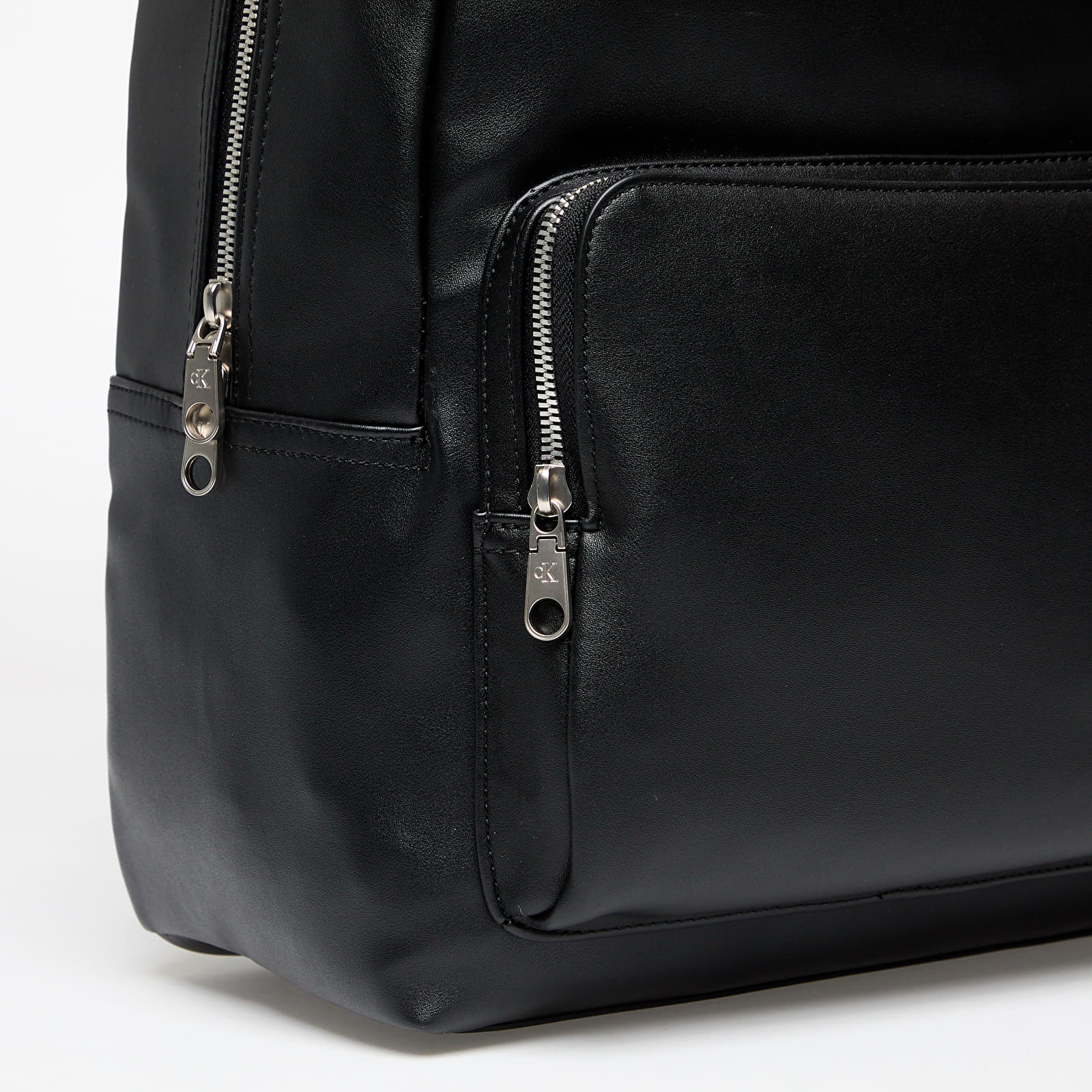 Batohy Calvin Klein Jeans Mono Logo Backpack 4 Black