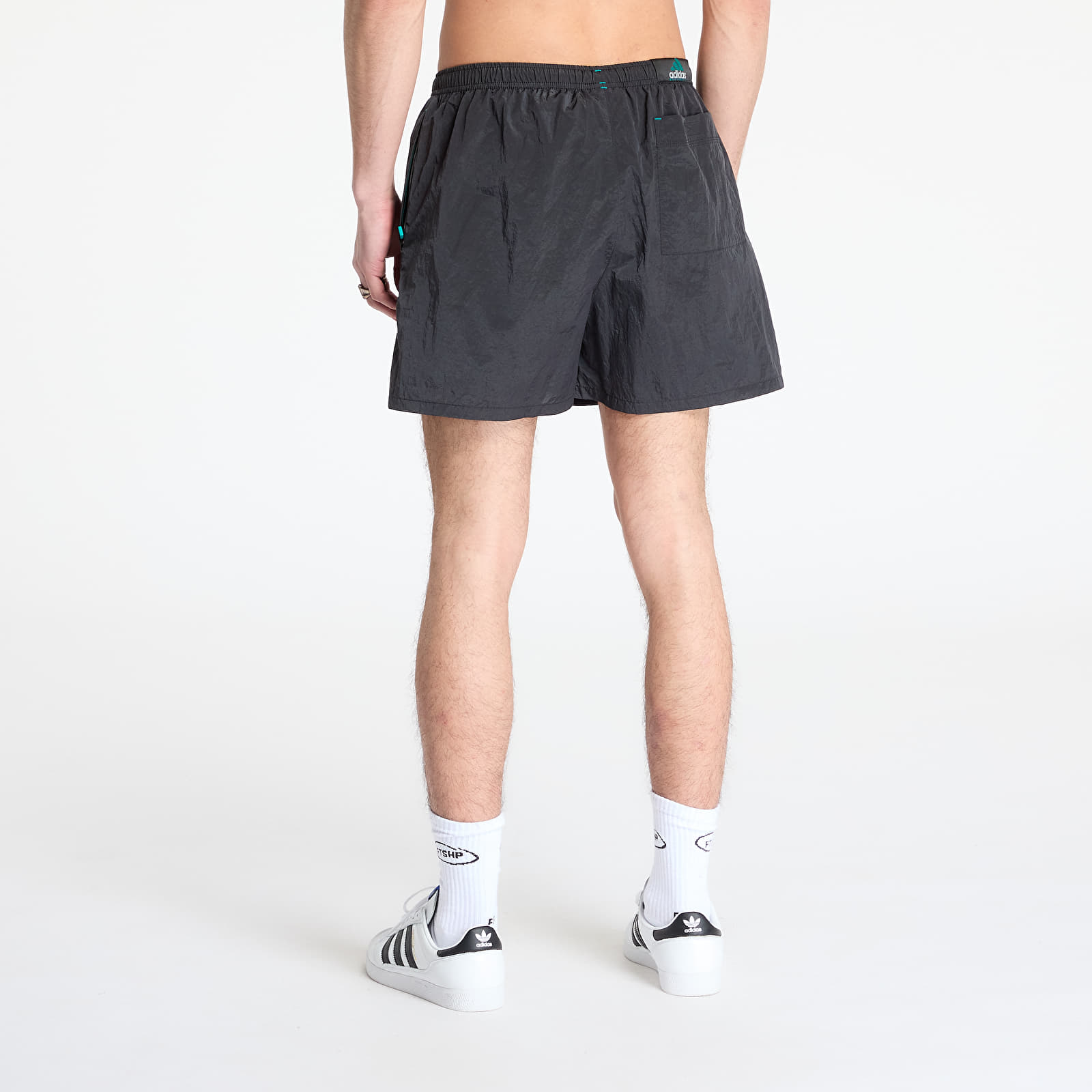 Miesten shortsit adidas Equipment Woven Short Black/ Black