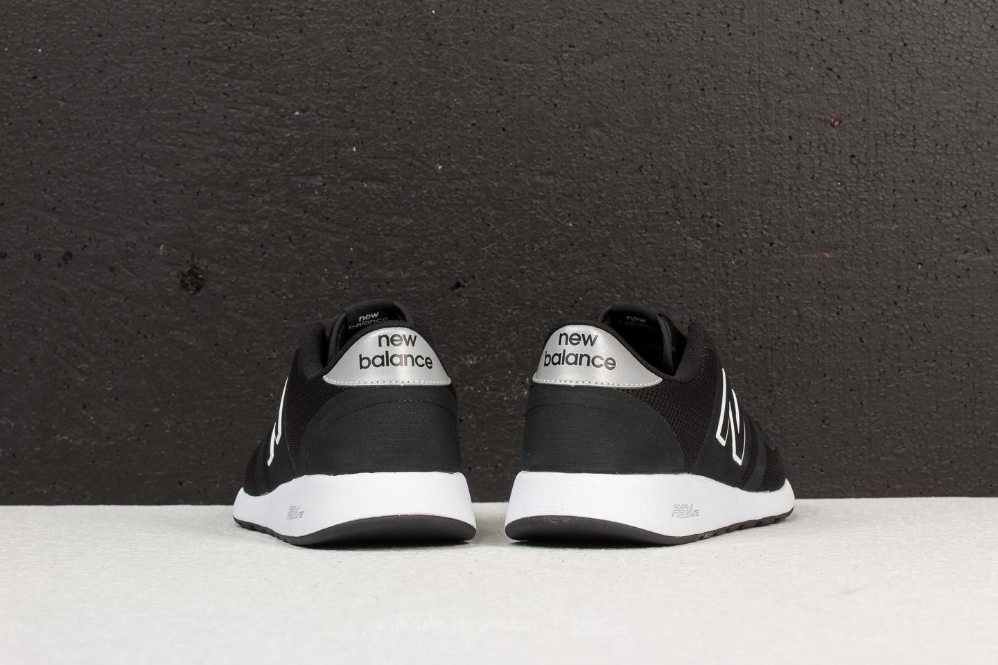 Scarpe uomo New Balance 420 Black White Footshop