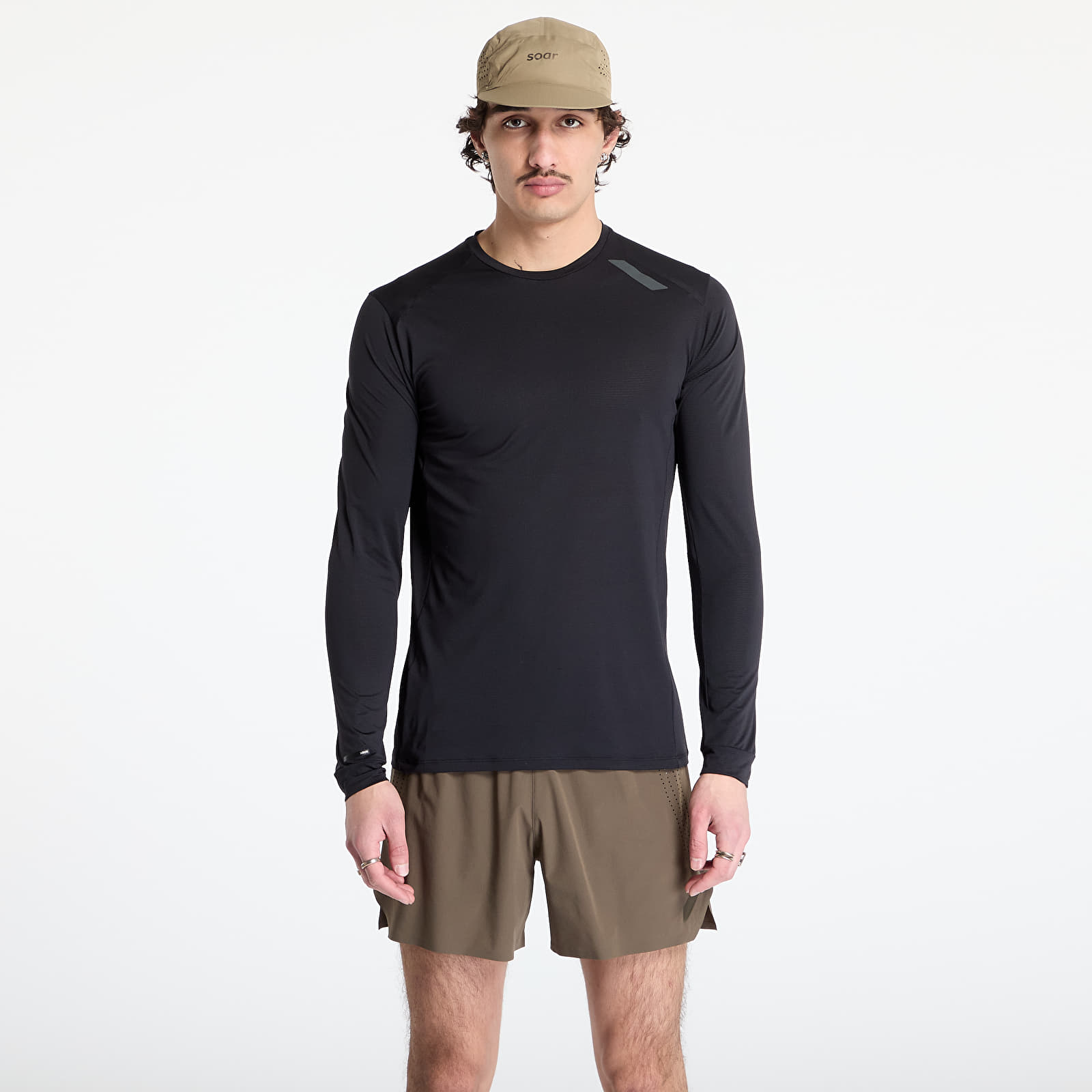 Men's T-shirts SOAR Running Men's Longsleeve Tech Tee Black