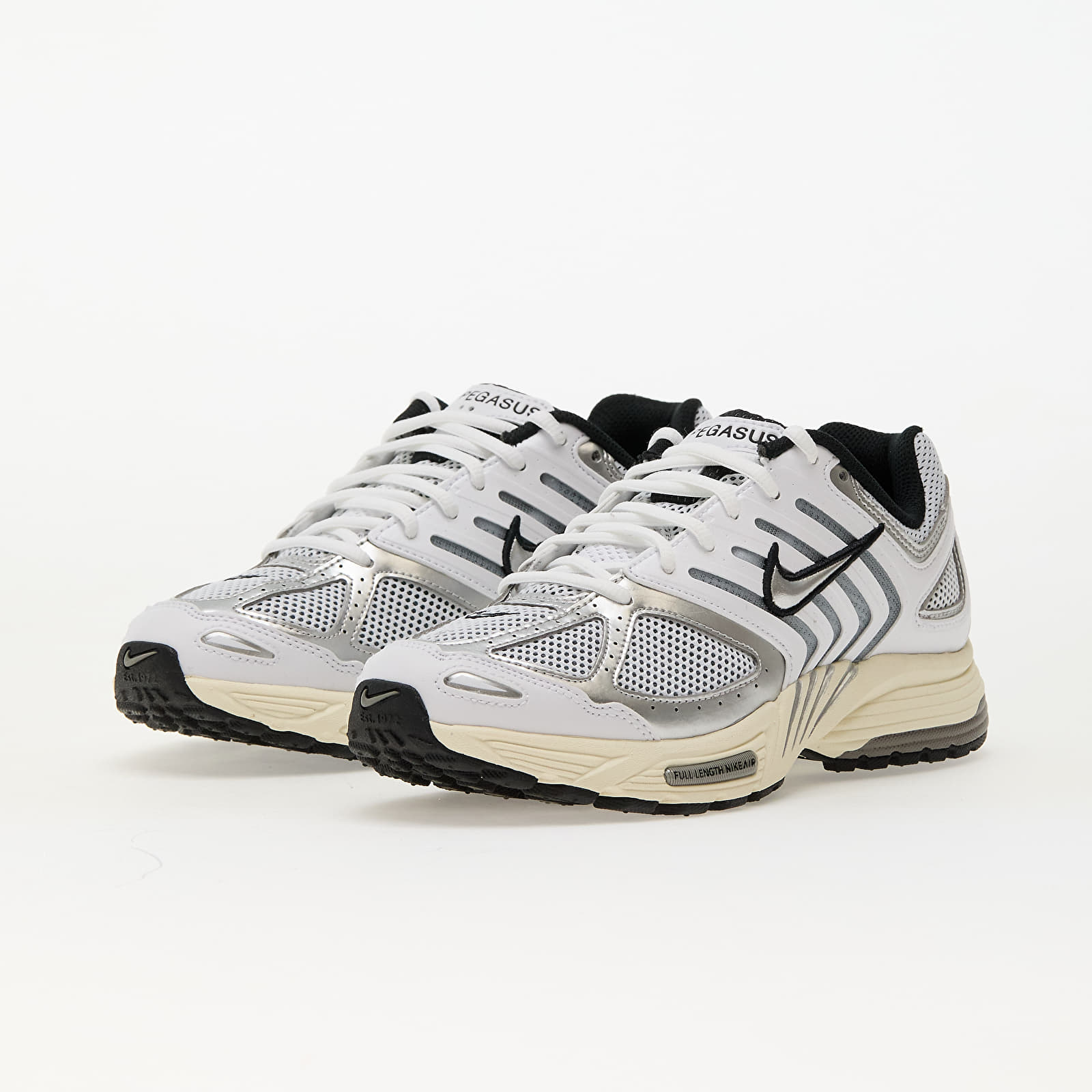 Sieviešu apavi Nike W Air Pegasus 2005 White/ Metallic Silver-Coconut Milk-Black