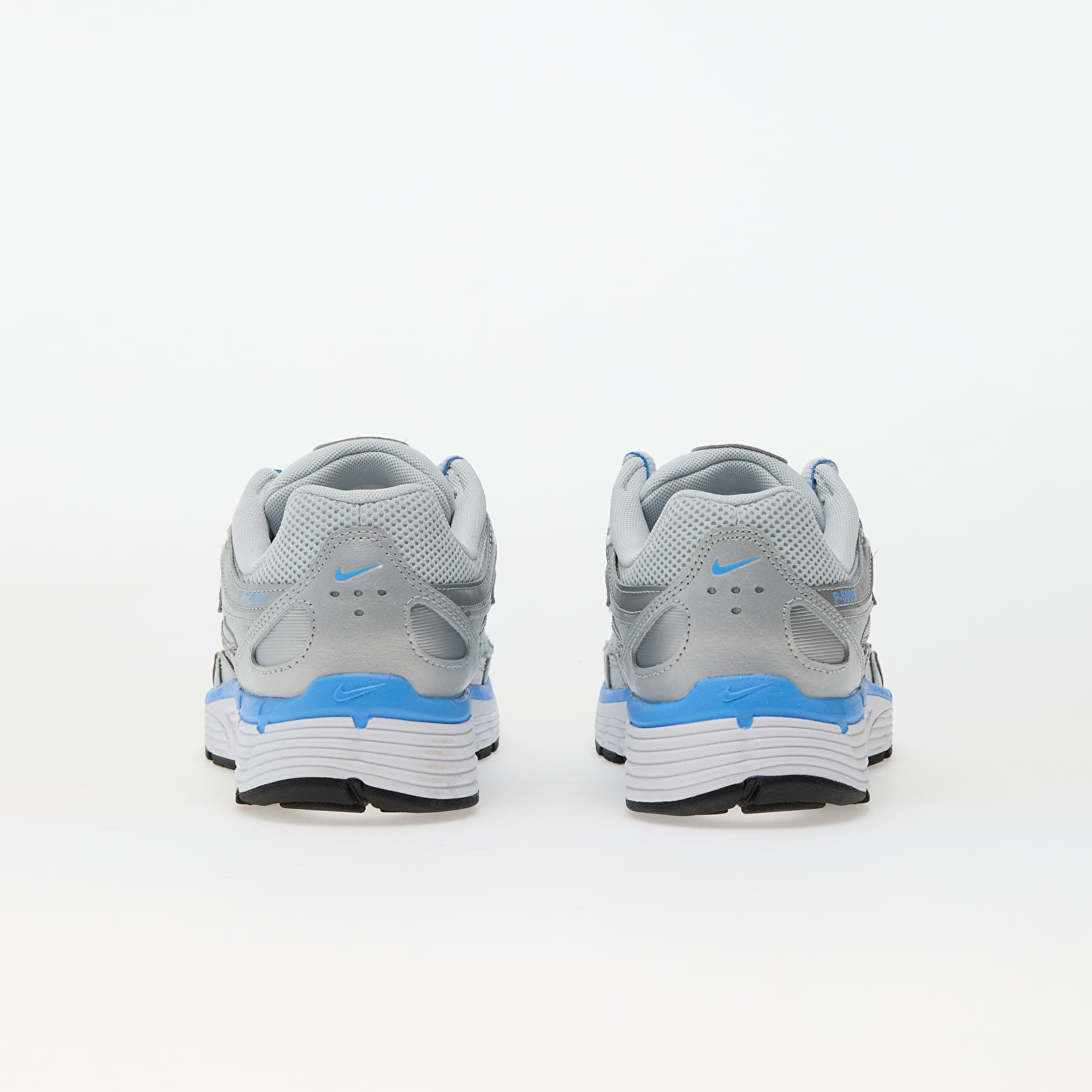 Sko til mænd Nike P-6000 Mtlc Platinum/ University Blue