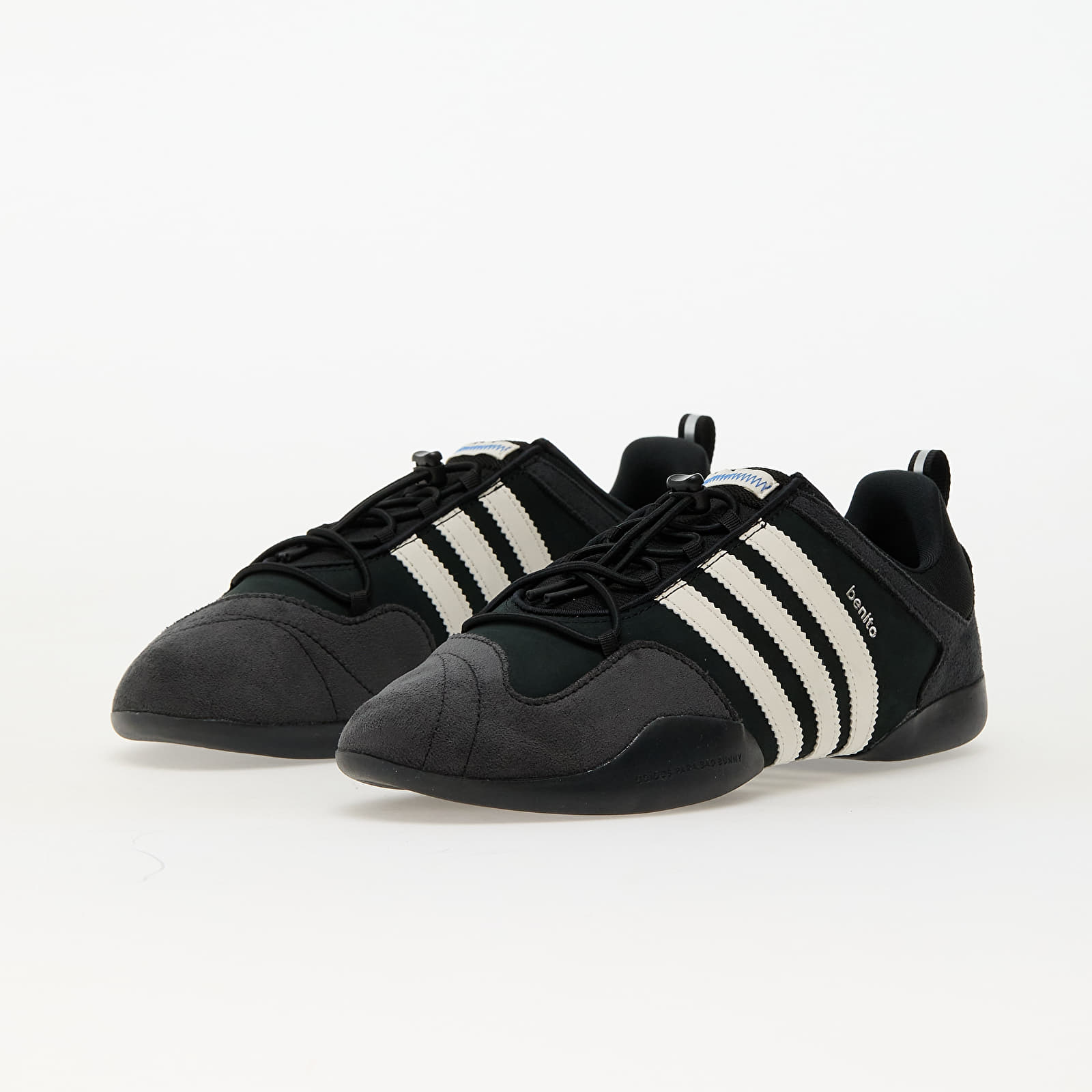 Männer adidas x Bad Bunny Ballerina Core Black/ Core White/ Carbon