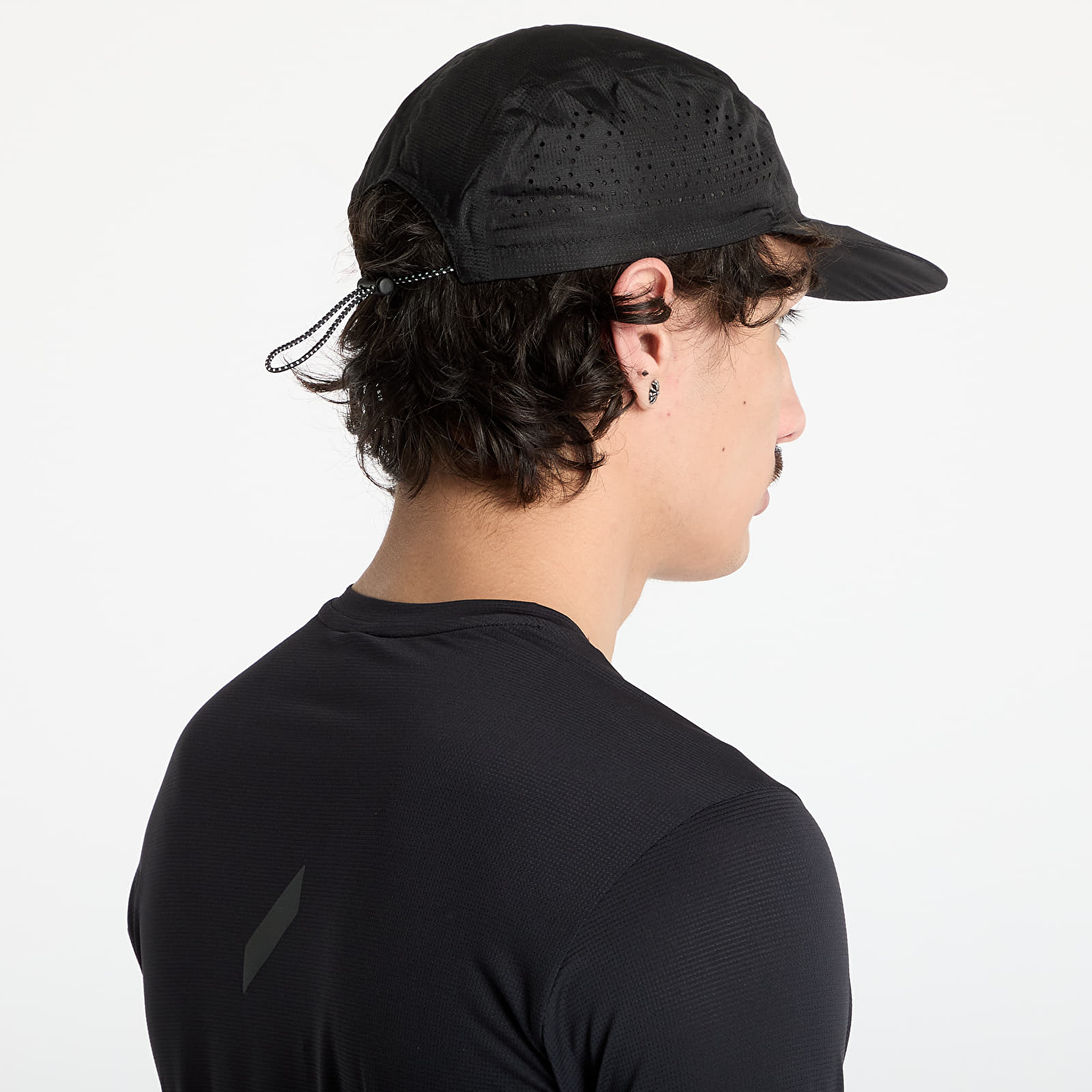 Caps  SOAR Running Run Cap Black