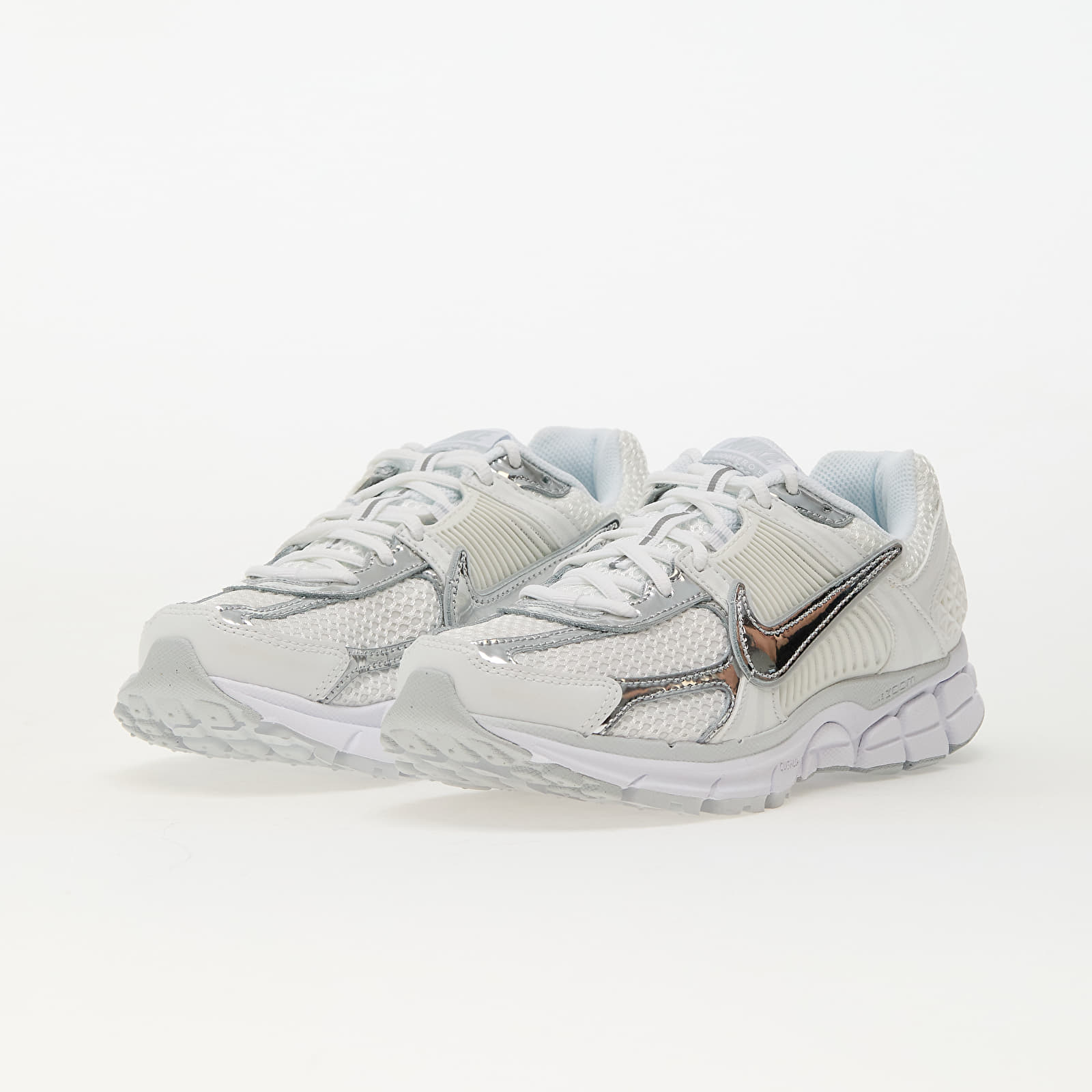 Frauen Nike W Zoom Vomero 5 Gold White/ Metallic Silver-Summit White