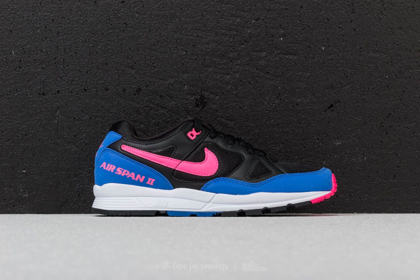 Nike air span cheap 2 black hyper pink
