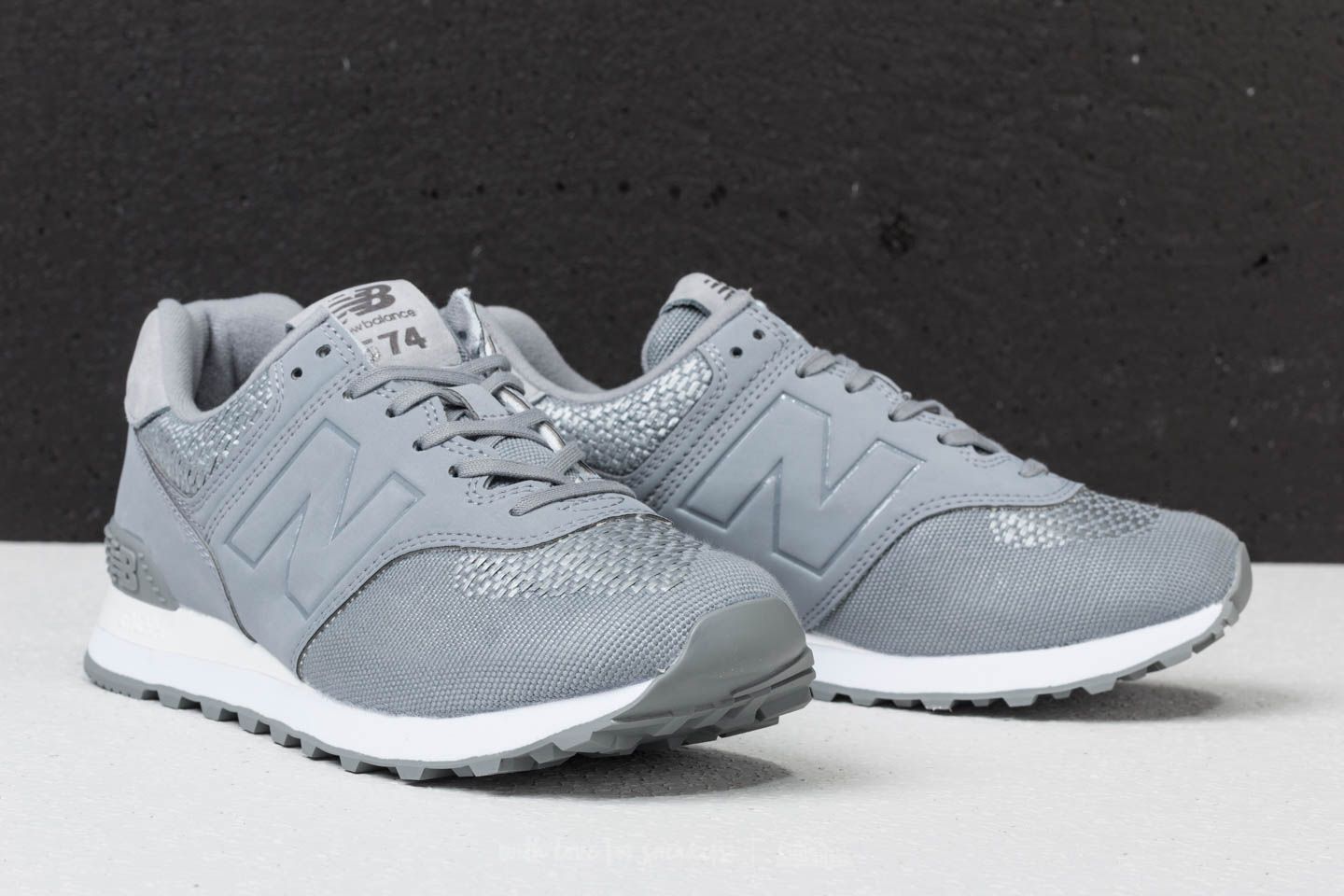 New balance store tech raffia