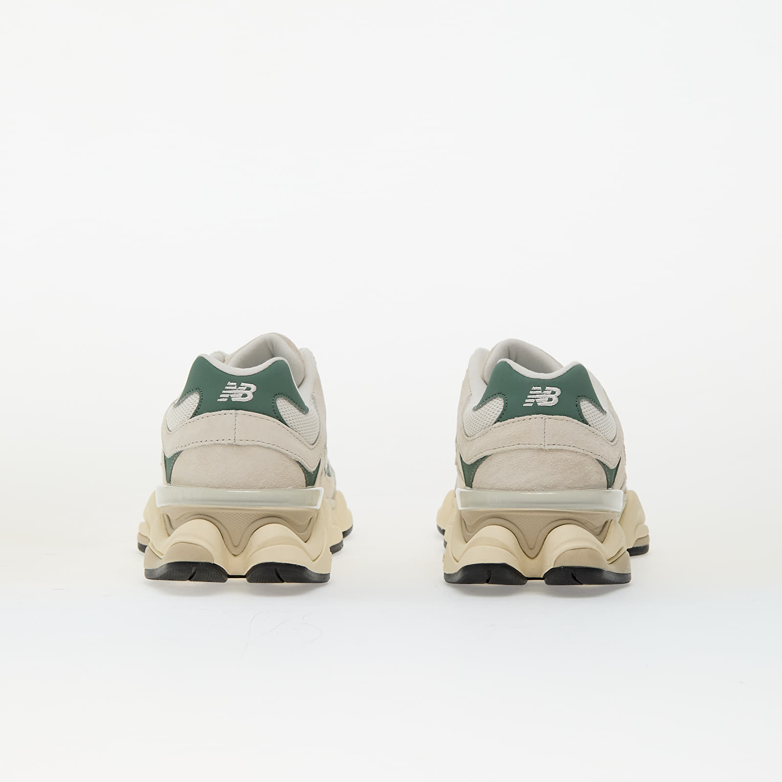 Pánské tenisky a boty New Balance 9060 Linen