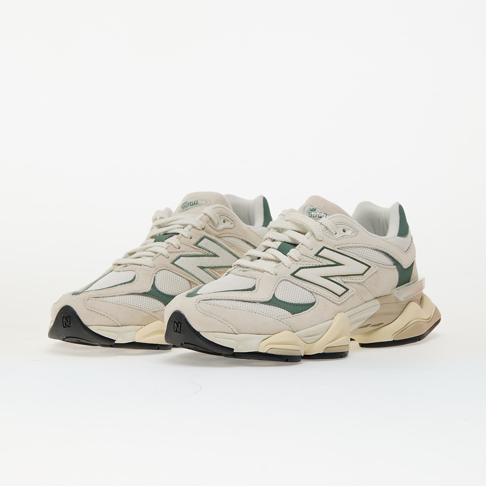 Pánské tenisky a boty New Balance 9060 Linen