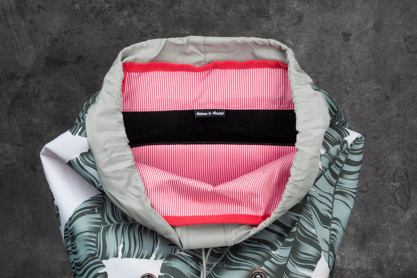 Herschel backpack hot sale palm leaves