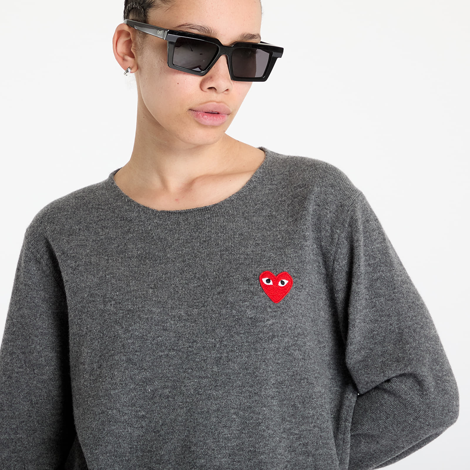 Sweatshirts Comme des Garçons PLAY Red Heart Crewneck Jumper Mid Grey