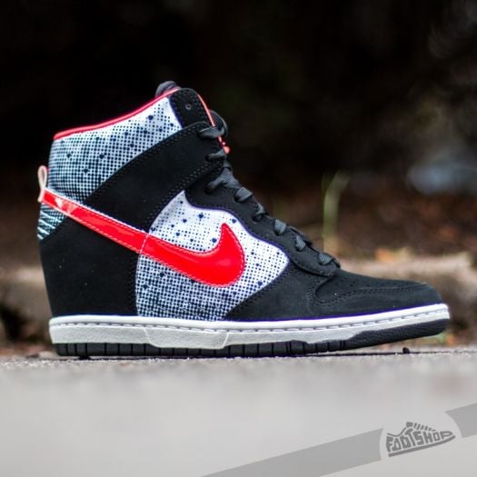 Nike Wmns Dunk Sky Hi QOH