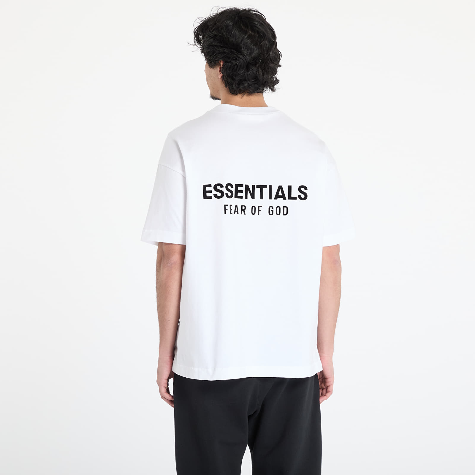 Футболки Fear of God Essentials Classic Fit T-Shirt Bright White