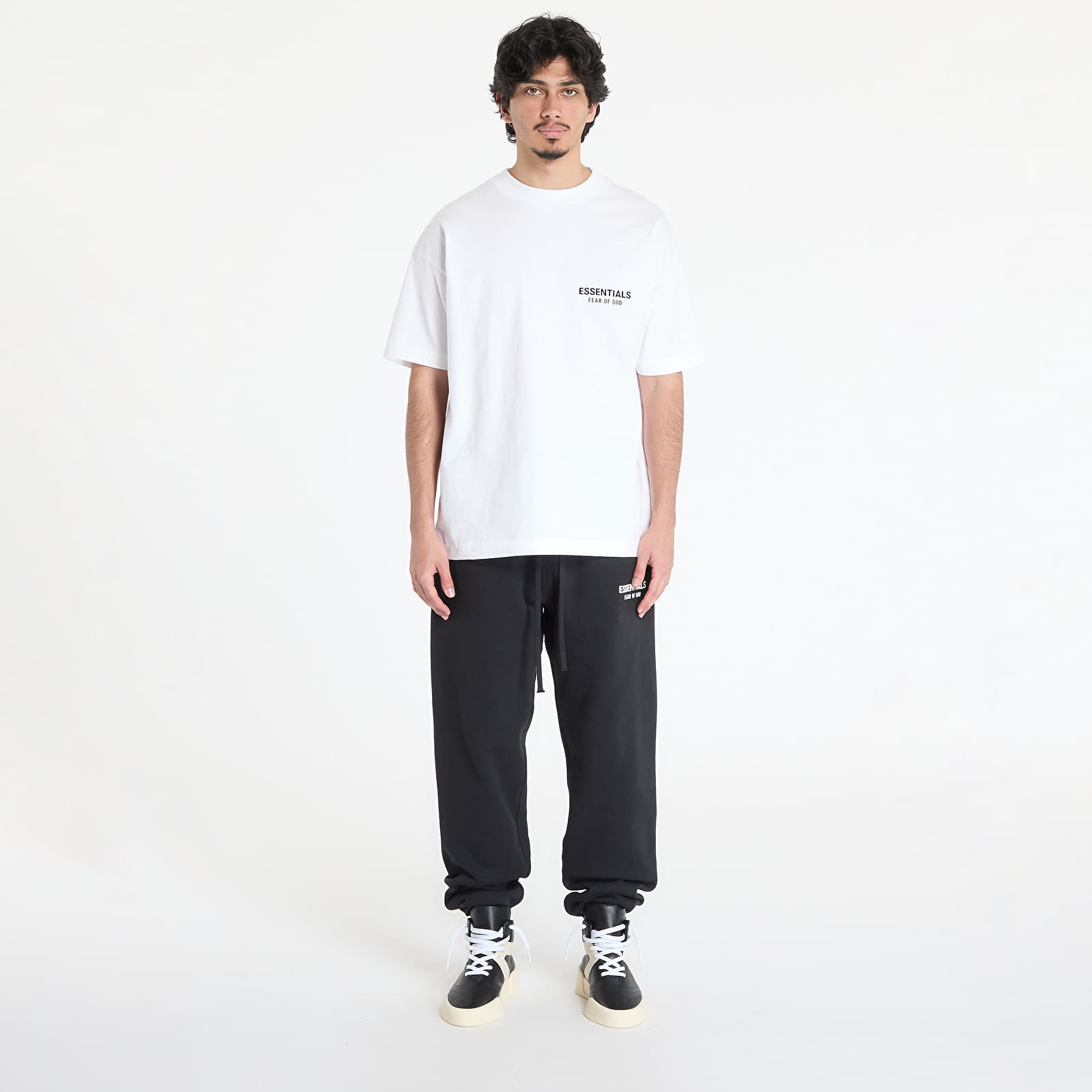 Футболки Fear of God Essentials Classic Fit T-Shirt Bright White