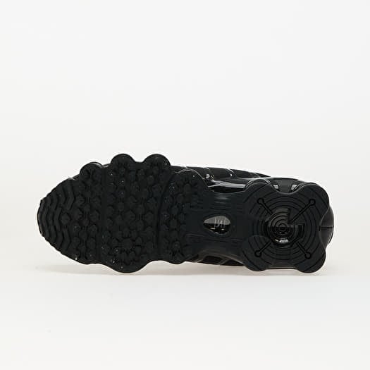Nike ShoxTL OffNoir llicSilver 24㎝ Nike ShoxTL OffNoir MetallicSilver 24㎝ - メルカリ