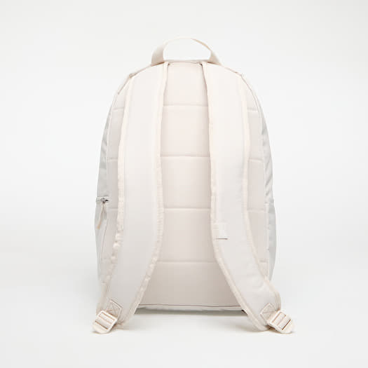 white nike back pack
