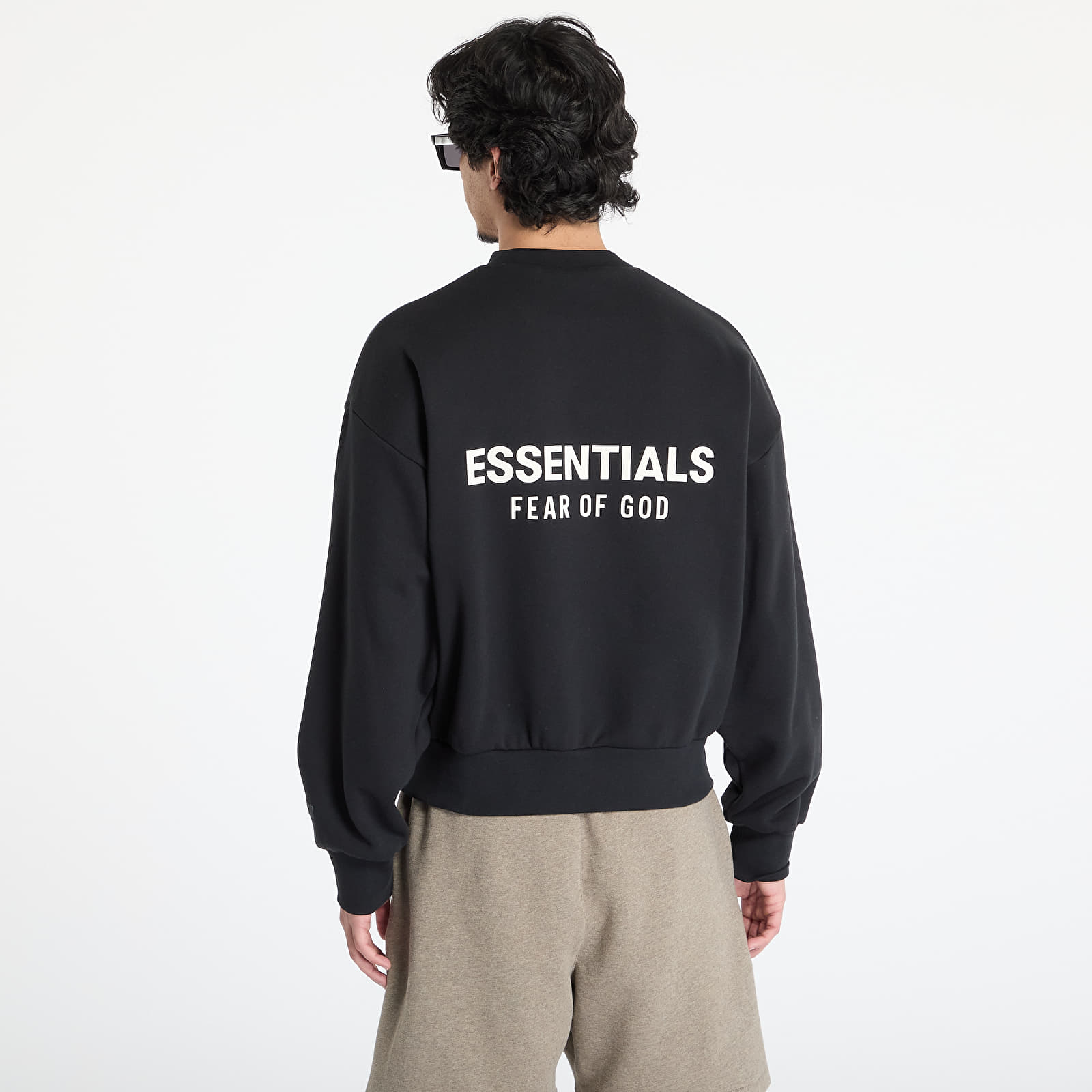 Mikiny Fear of God Essentials Classic Fit Fleece Crewneck Jet Black