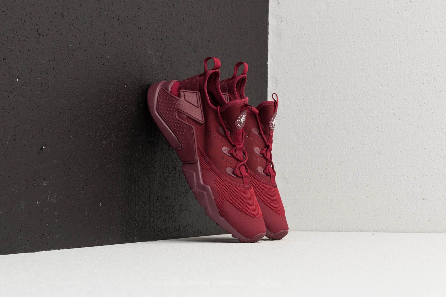 Nike air huarache drift rose hot sale