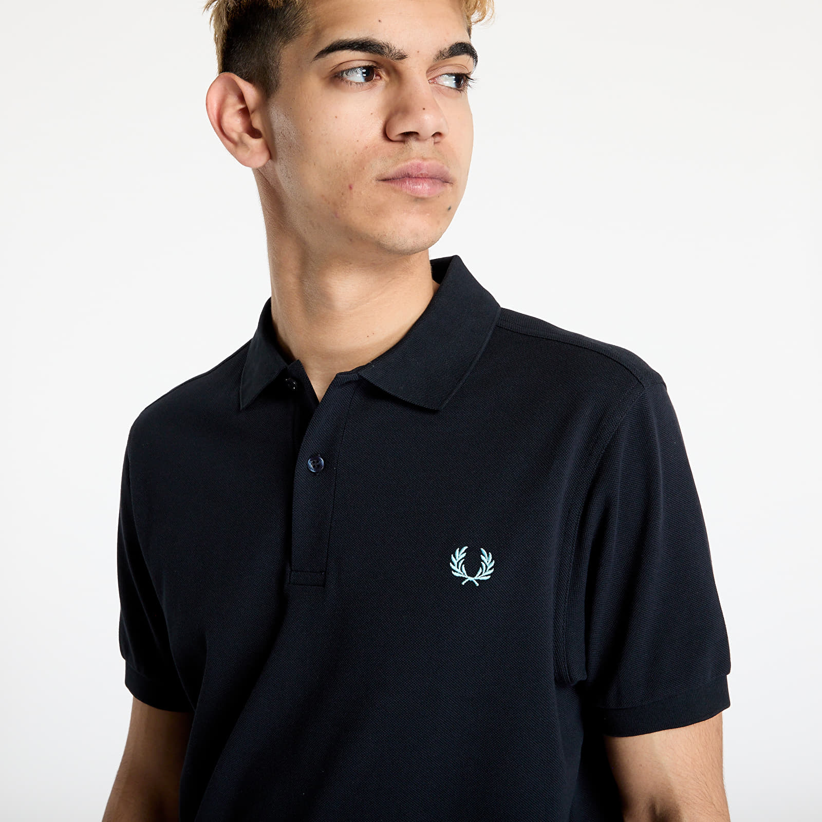 T-shirts FRED PERRY The Fred Perry Shirt Navy/ Mint Blue