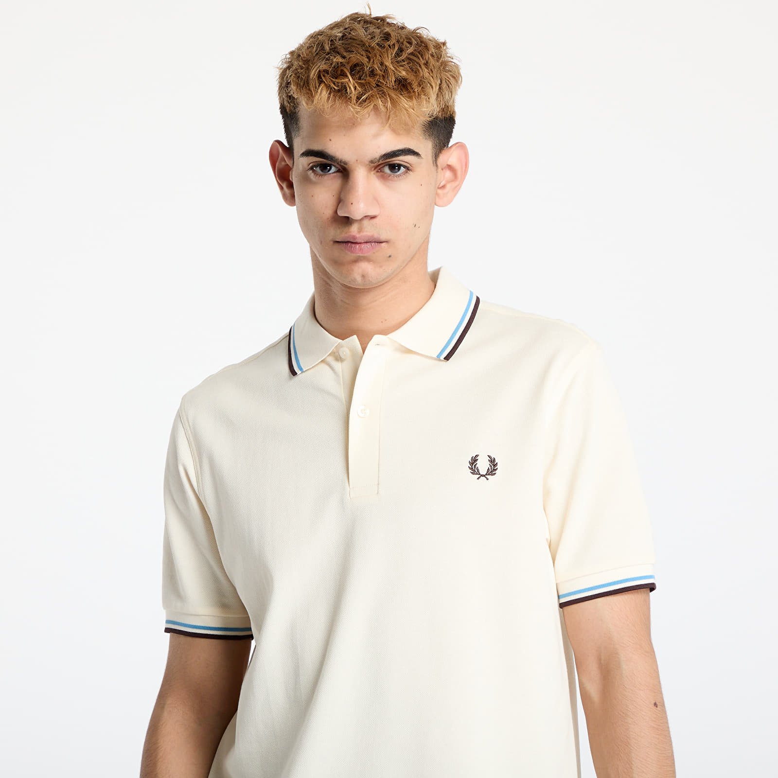 T-shirts FRED PERRY Twin Tipped Fred Perry Shirt Ecru/ Sftbl/ Brick