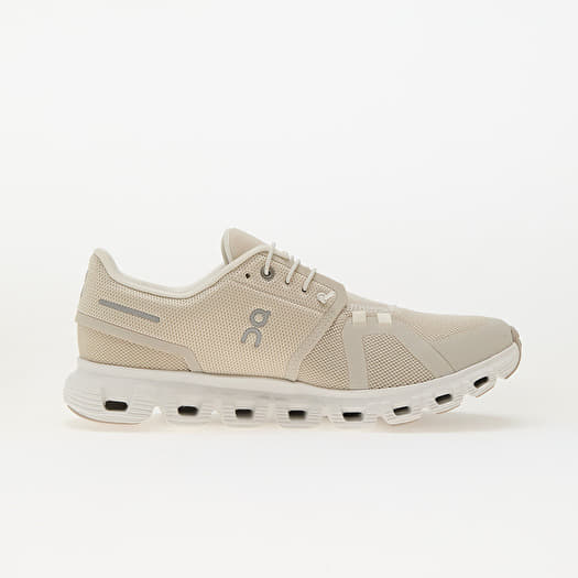 On W Cloud 6 Pearl/ White | Footshop