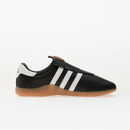 Женская обувь adidas Taekwondo Me Core Black/ Ftw White Женская обувь adidas Taekwondo Me Core Black/ Ftw White