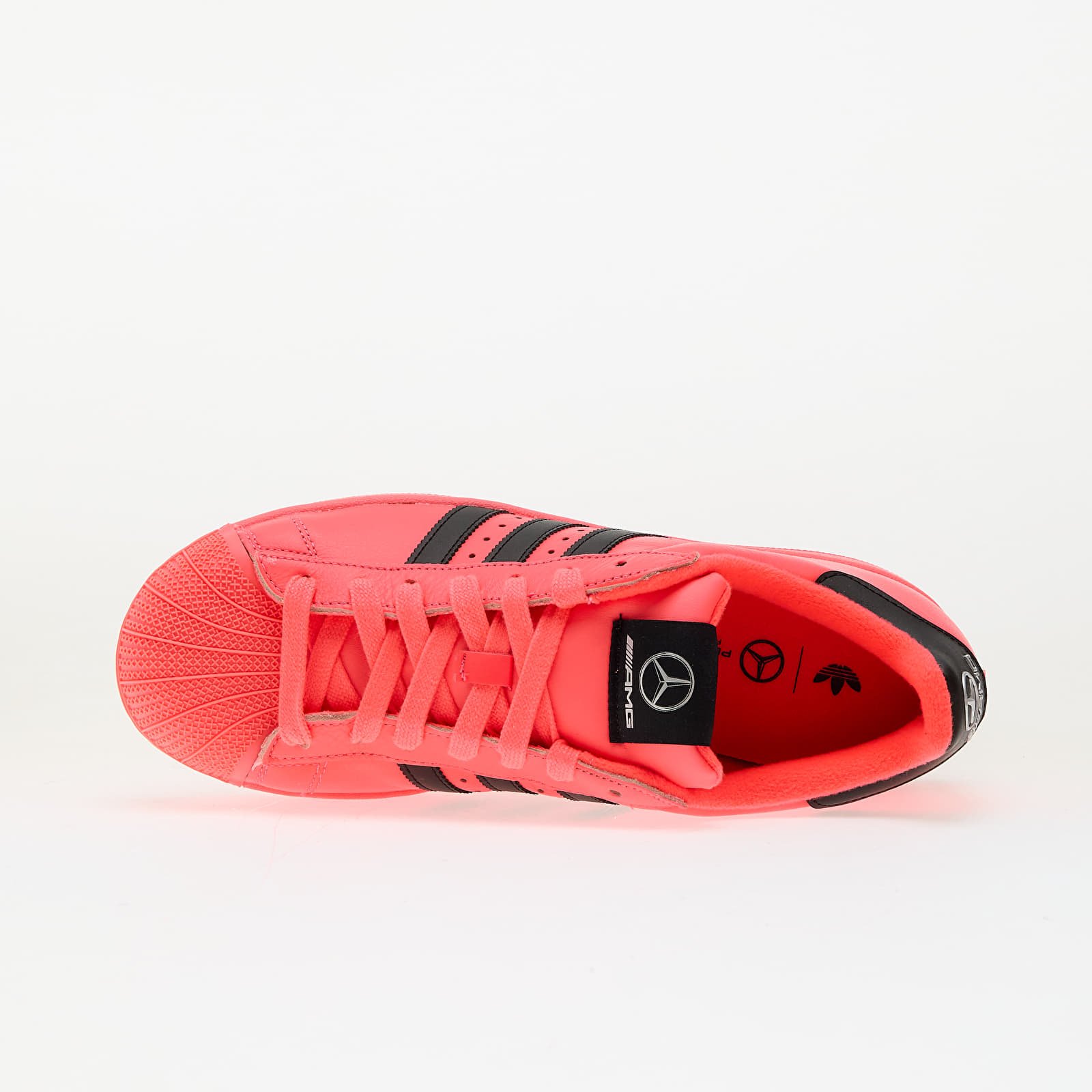 Herren Sneaker und Schuhe adidas x Mercedes AMG Petronas Formula One Team Superstar II Turbo/ Turbo/ Turbo