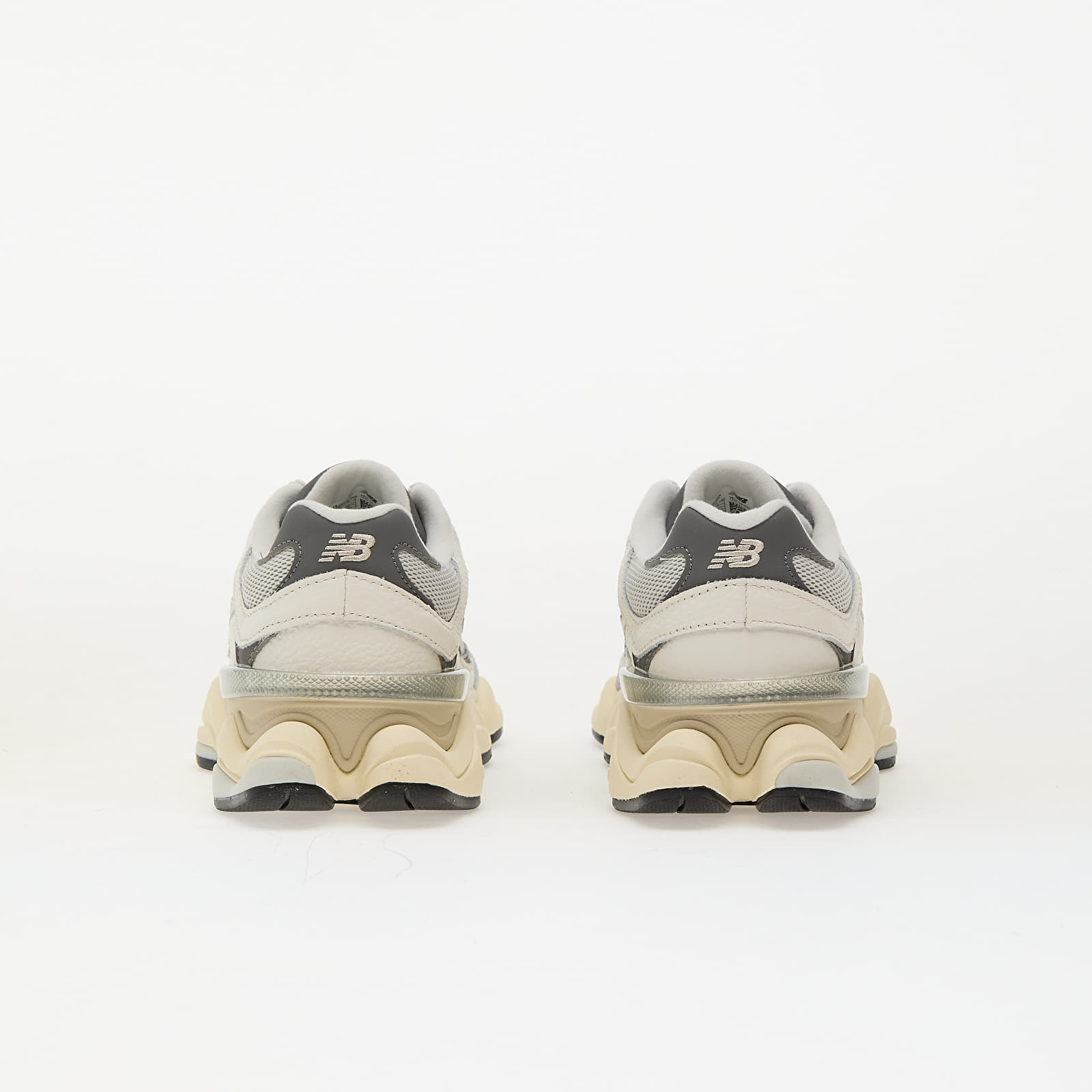 Men's shoes New Balance 9060 Sea Salt