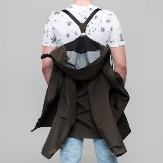 nike shield tech pack